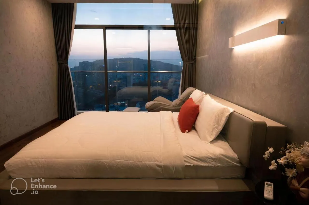 Bearbrick Homestay Near Beach, Csj Tower Apartment Vung Tau 0*,