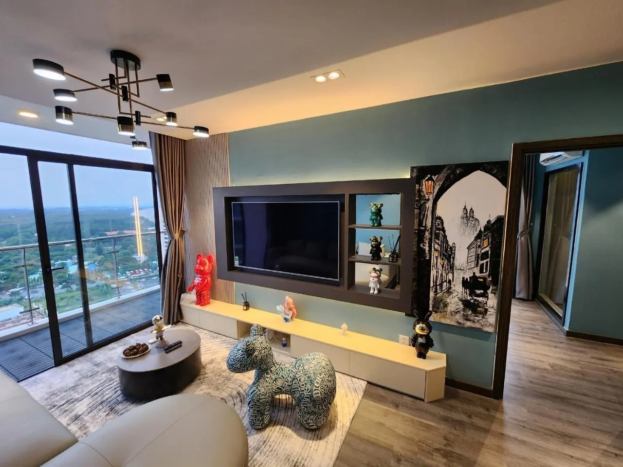 Bearbrick Homestay Near Beach, Csj Tower Apartment Vung Tau 0*,  Vietnam